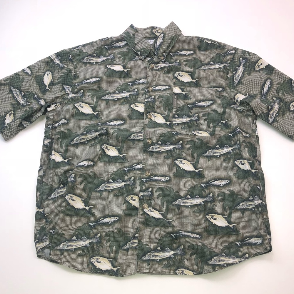 Columbia fish Short Sleeve shirt